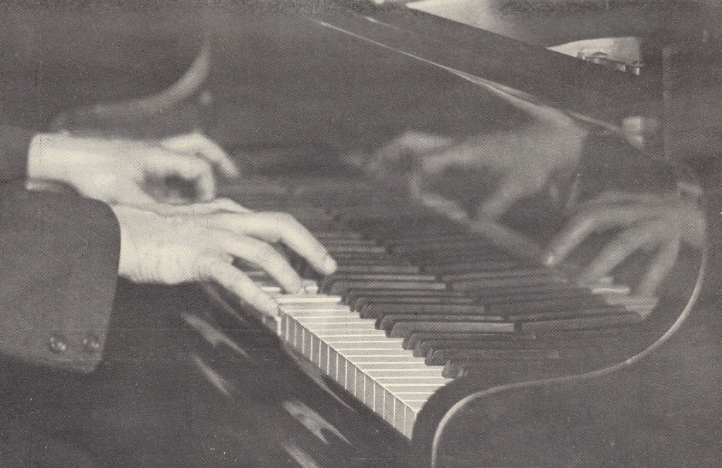 The Elegant Pianism of Dirk Schäfer